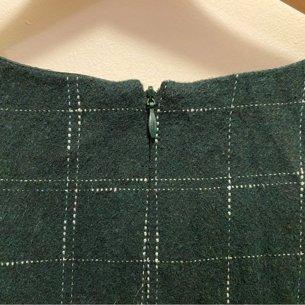 Elegant Green Drongo Mini Dress (Canadian designer) - Picture 3 of 10